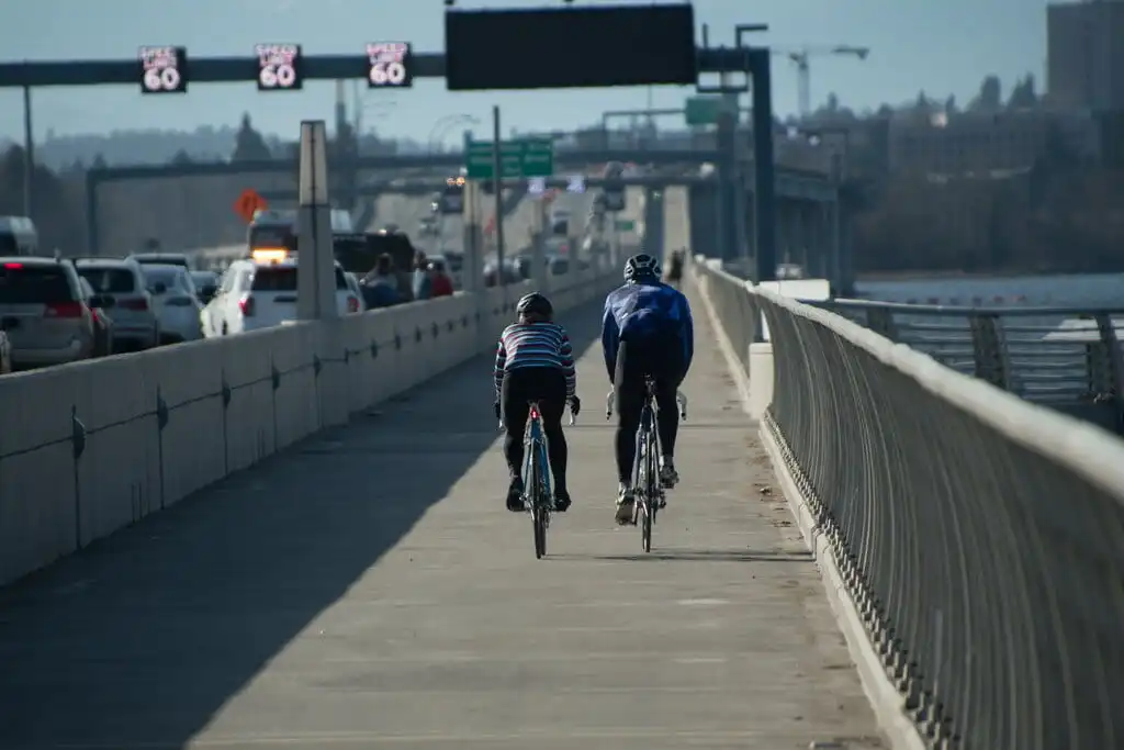 Cyclists on Evergreen Floating Bridge